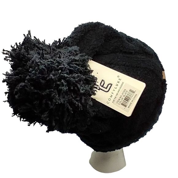 Knit beanie black with pompom - Picture 3 of 9
